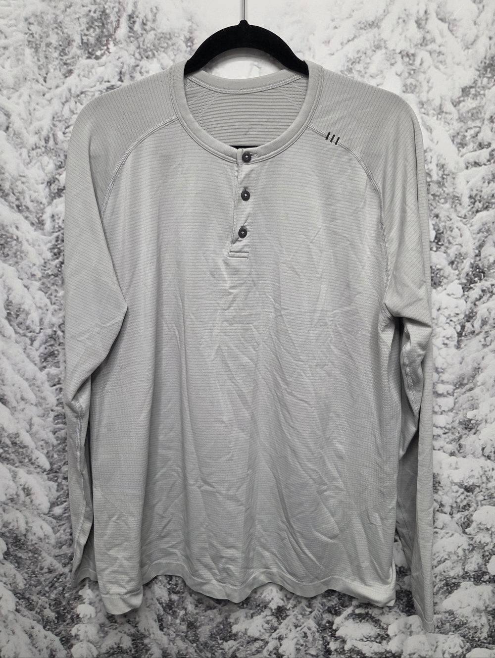 Lululemon Mens Metal Vent Tech Long Sleeve Henley, Gray XL Athleisure